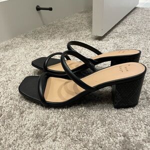 Target A New Day Low Block Heel Sz 7.5